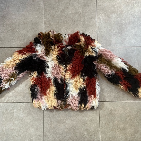 Shaggy Furry Boho Block Color Coat Jacket size Medium
Natural earthy colors - Picture 3 of 8